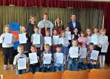 6-02-2019-prvni-vysvedceni_3.jpg